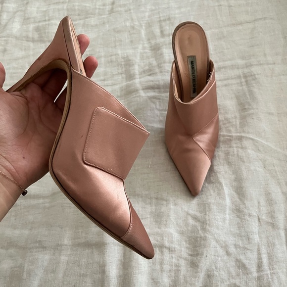 Manolo Blahnik Heels 39 - Picture 12 of 13